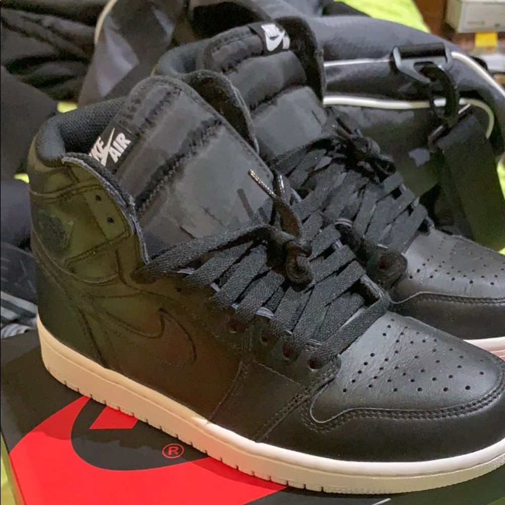 Jordan 1 cyber Monday